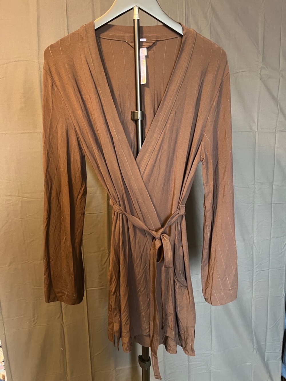 Savage X Fenty Sleek Stitch Robe, Size M/L